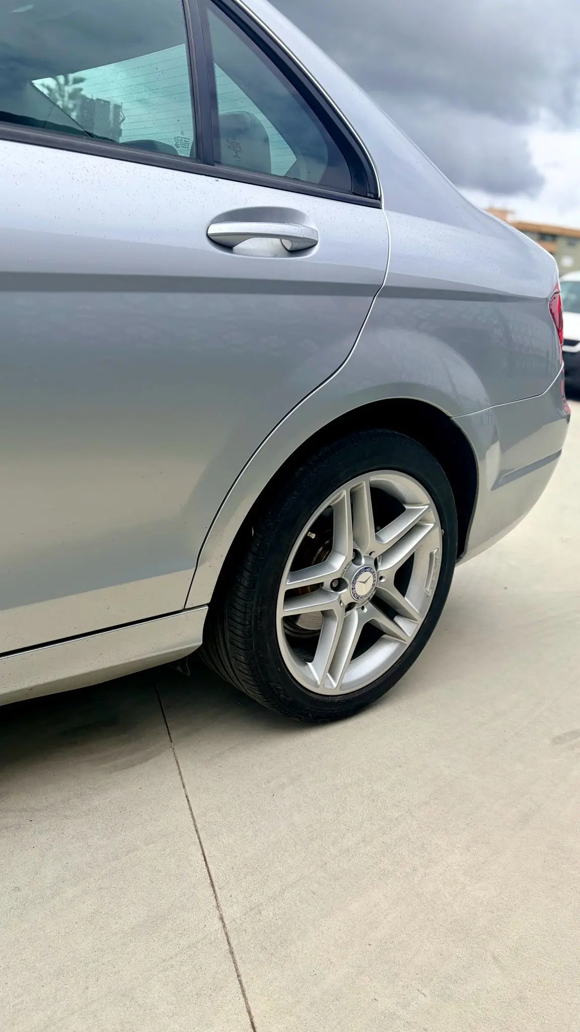 Mercedes-Benz C 200 Outro 2