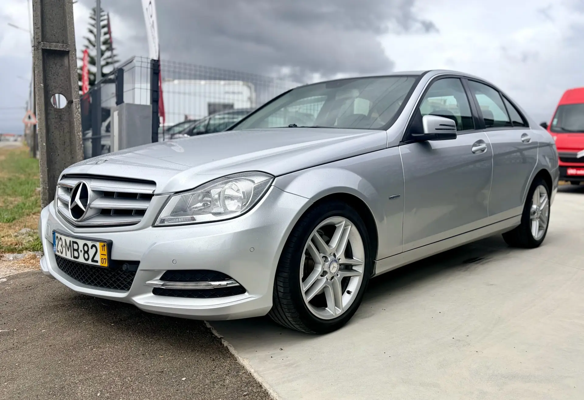 Mercedes-Benz C 200 Outro 3