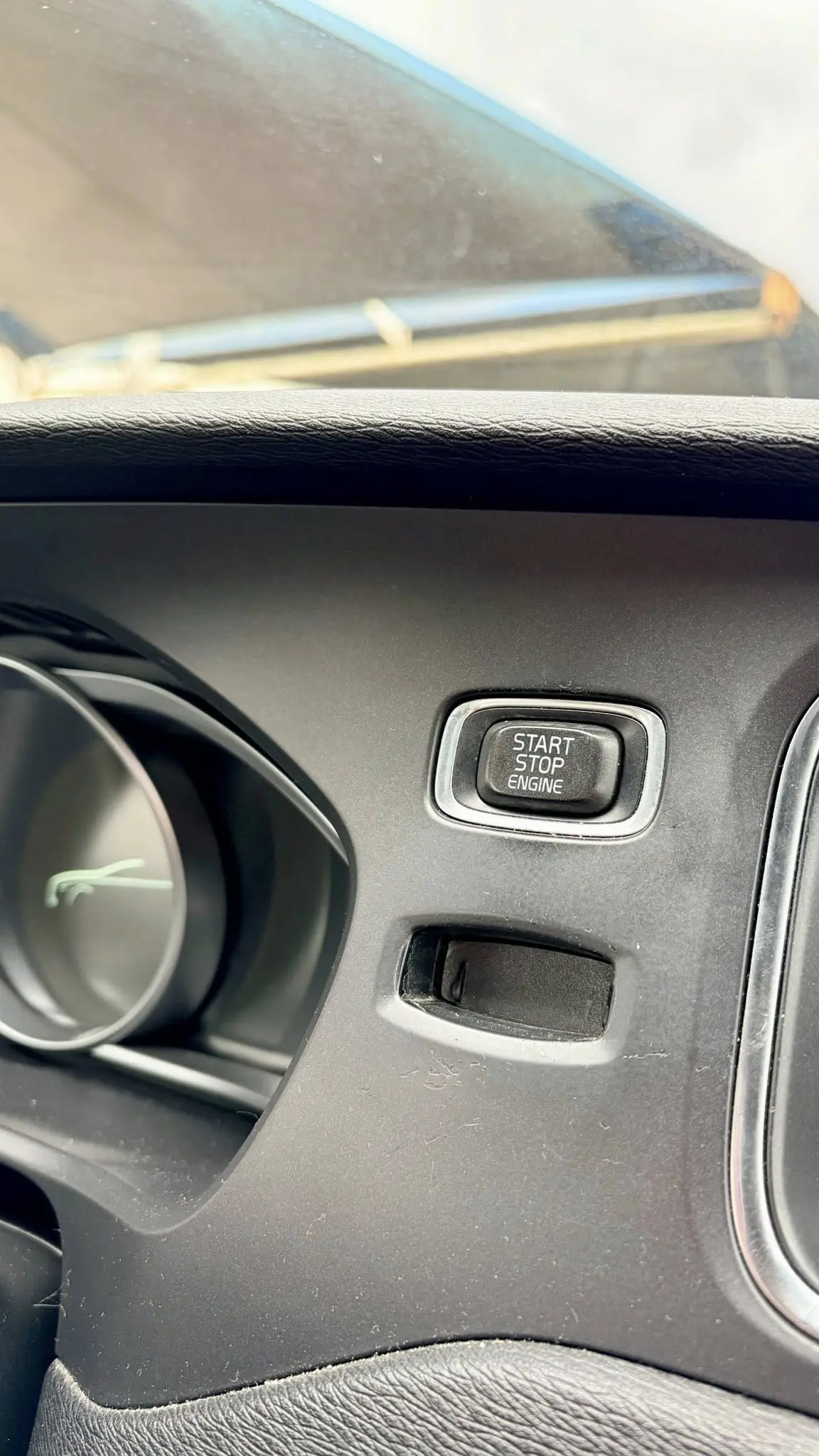 Volvo V40 D2 Momentum 8