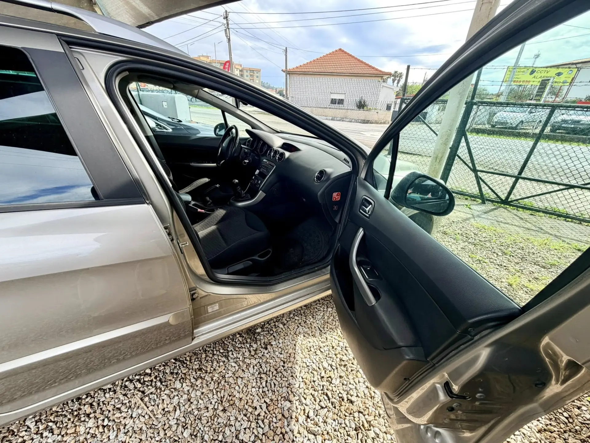 Peugeot 308 SW Outro 7