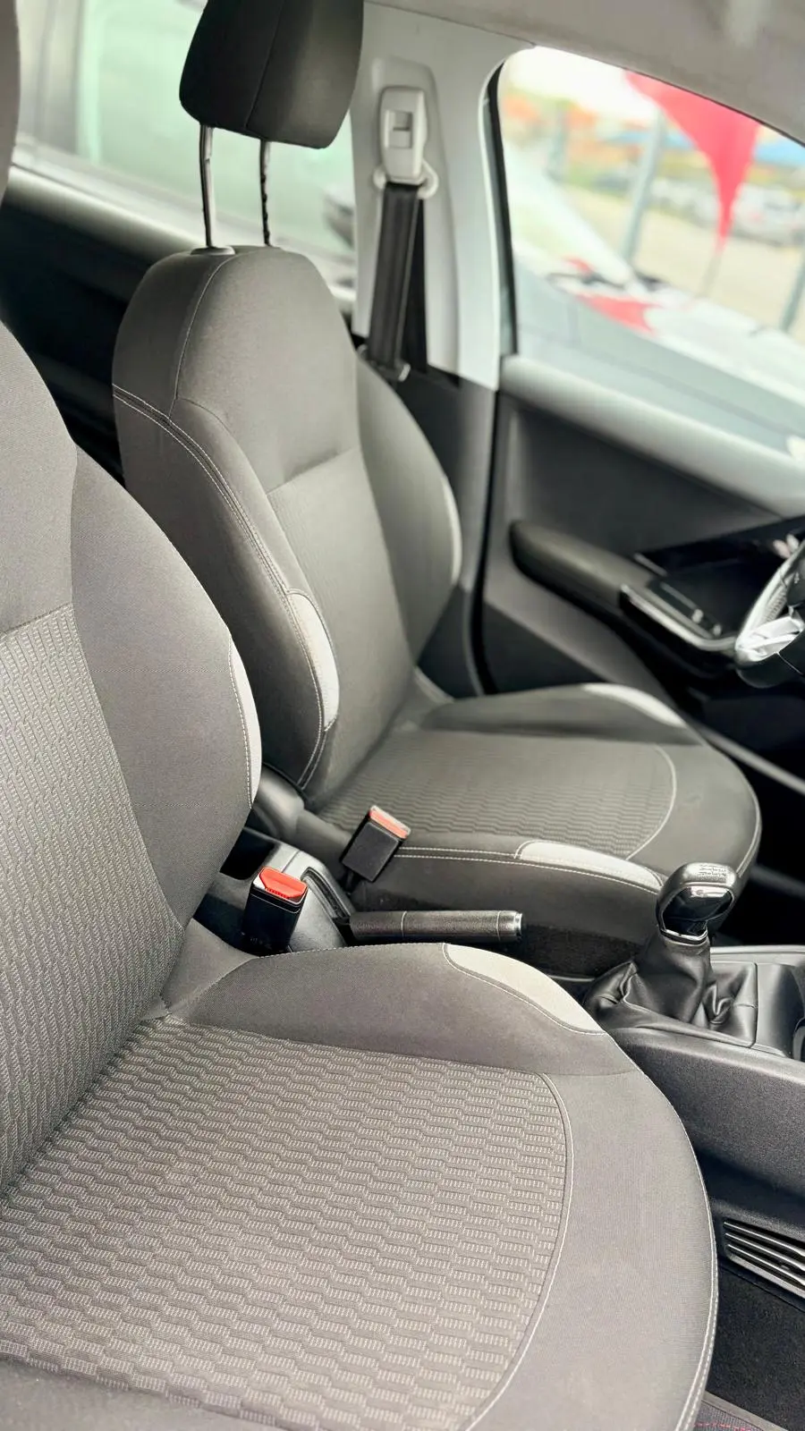 Peugeot 208 1.2 VTi Active 10