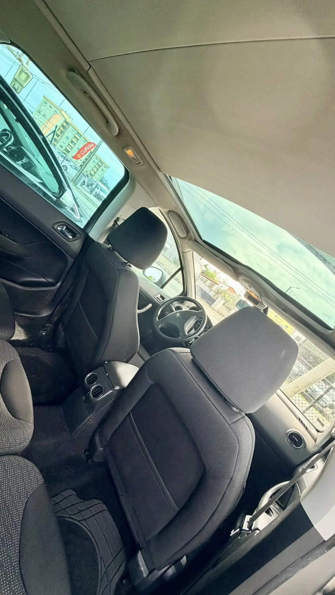 Peugeot 308 SW Outro 5
