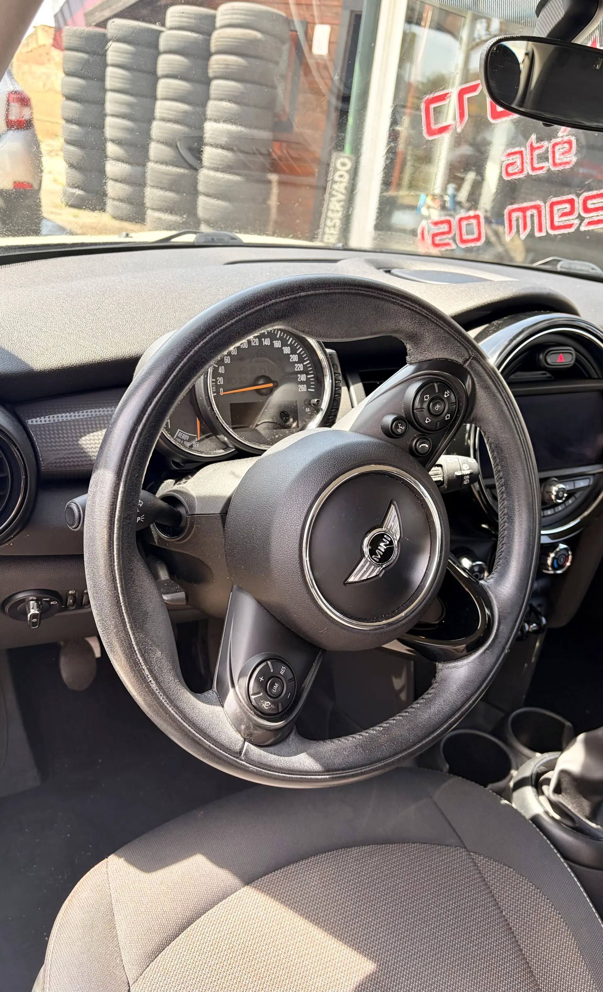 MINI 3 Portas Cooper D 8