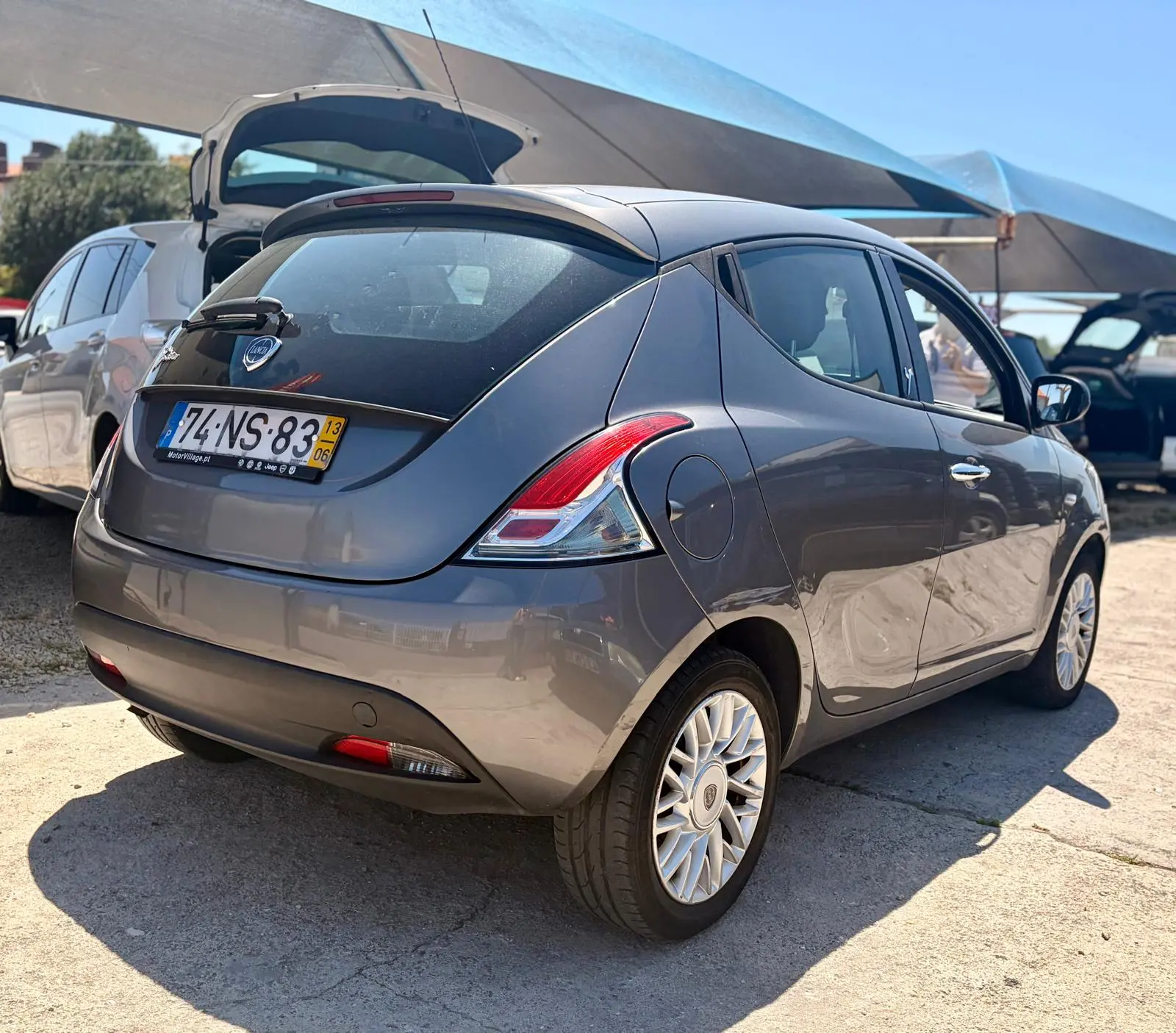 Lancia Ypsilon Outro 12