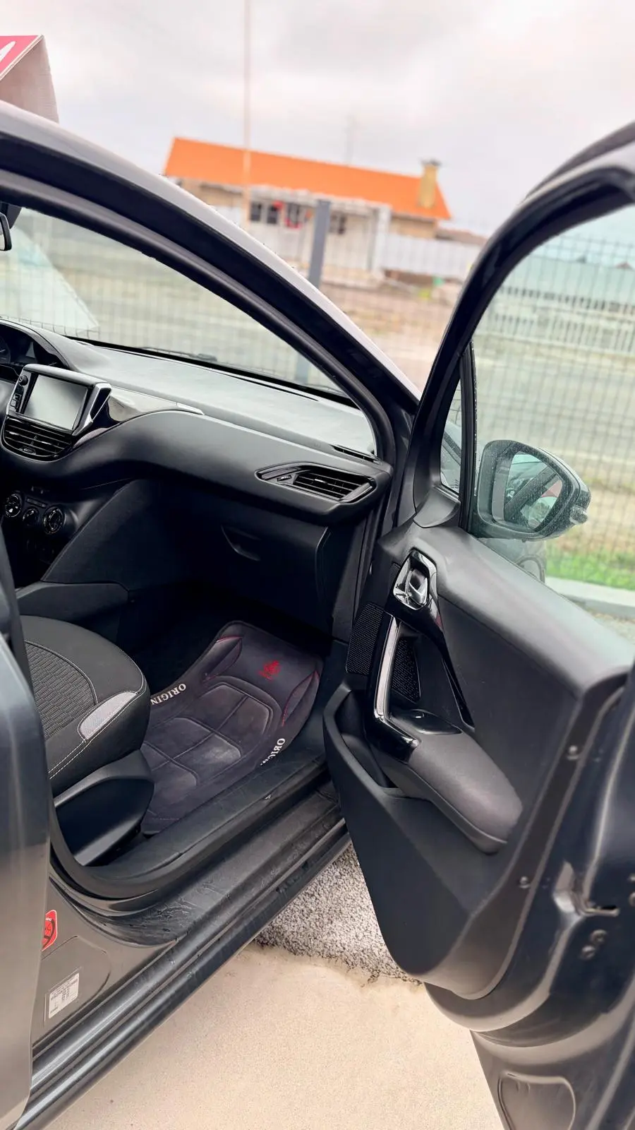 Peugeot 208 1.2 VTi Active 11