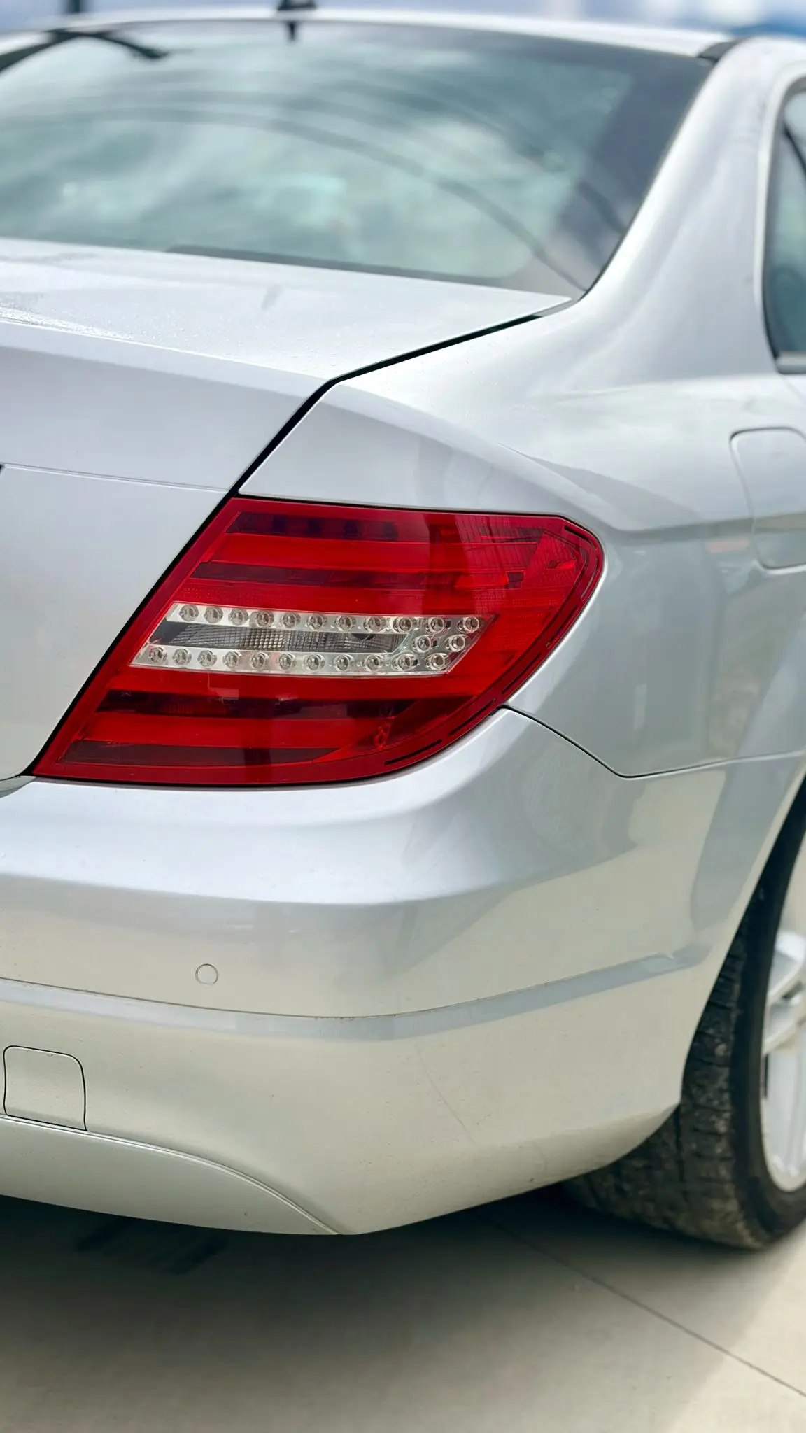 Mercedes-Benz C 200 Outro 4