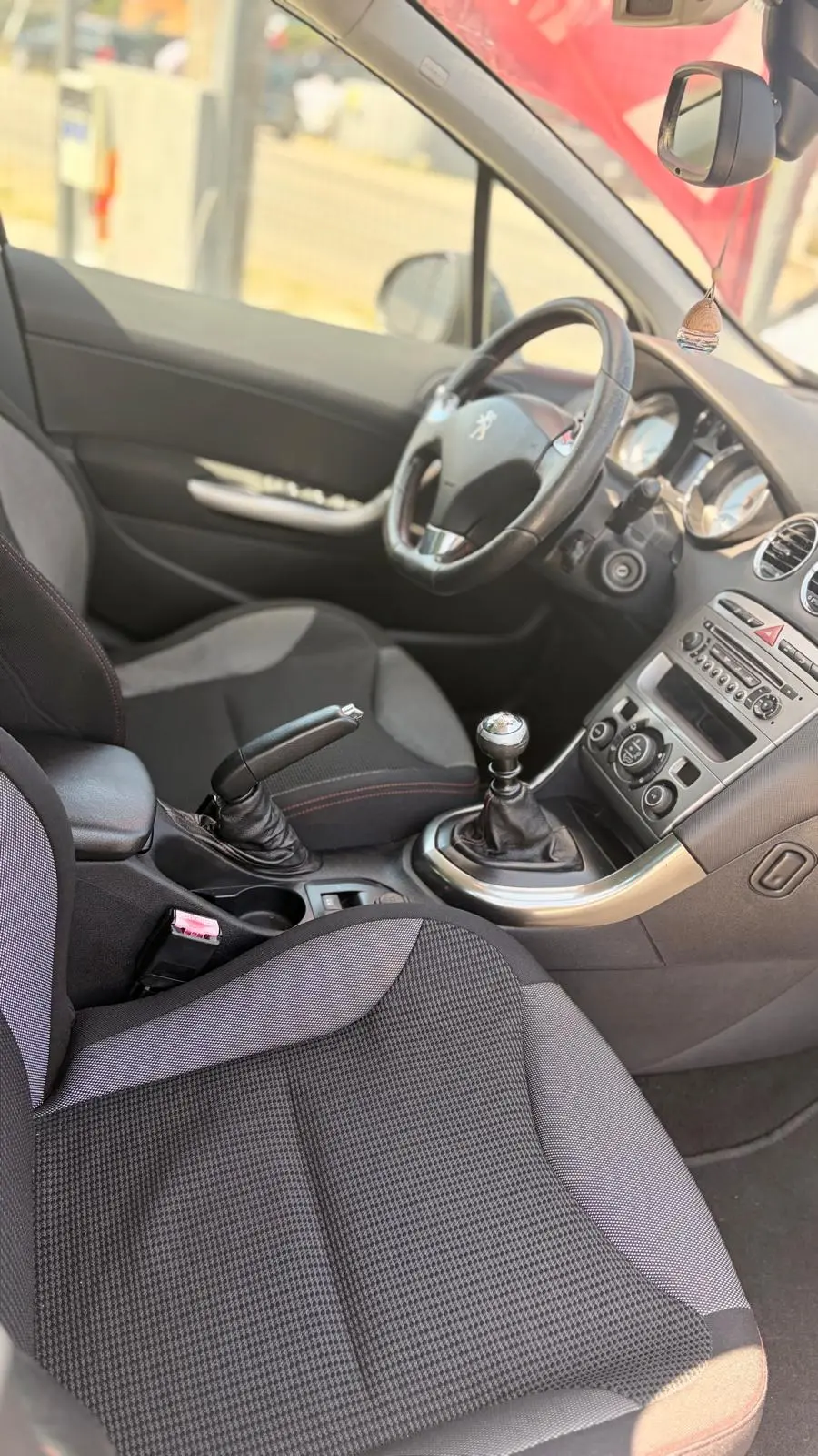 Peugeot 308 SW 1.6 e-HDi Sportium CVM6 15