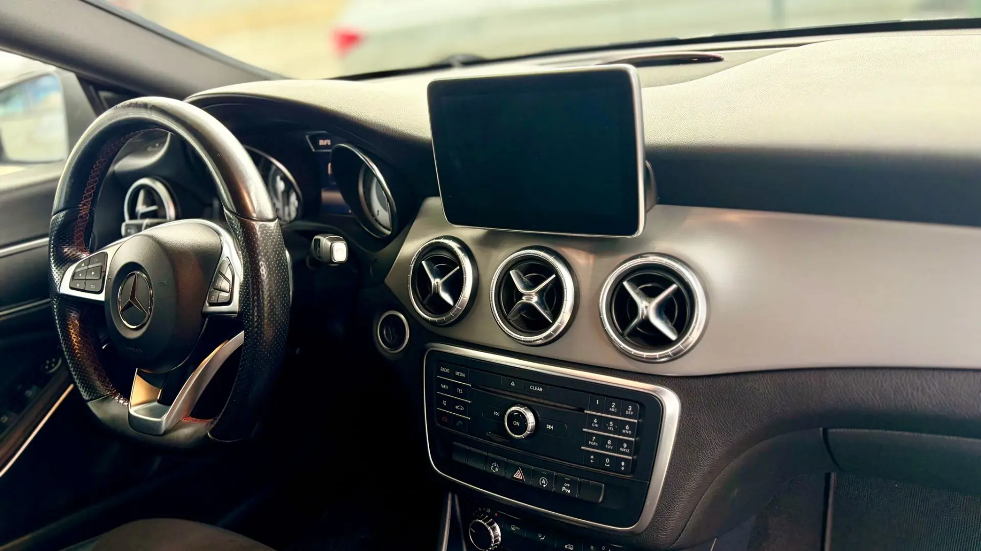 Mercedes-Benz CLA 220 d Shooting Brake AMG Line Aut. 8