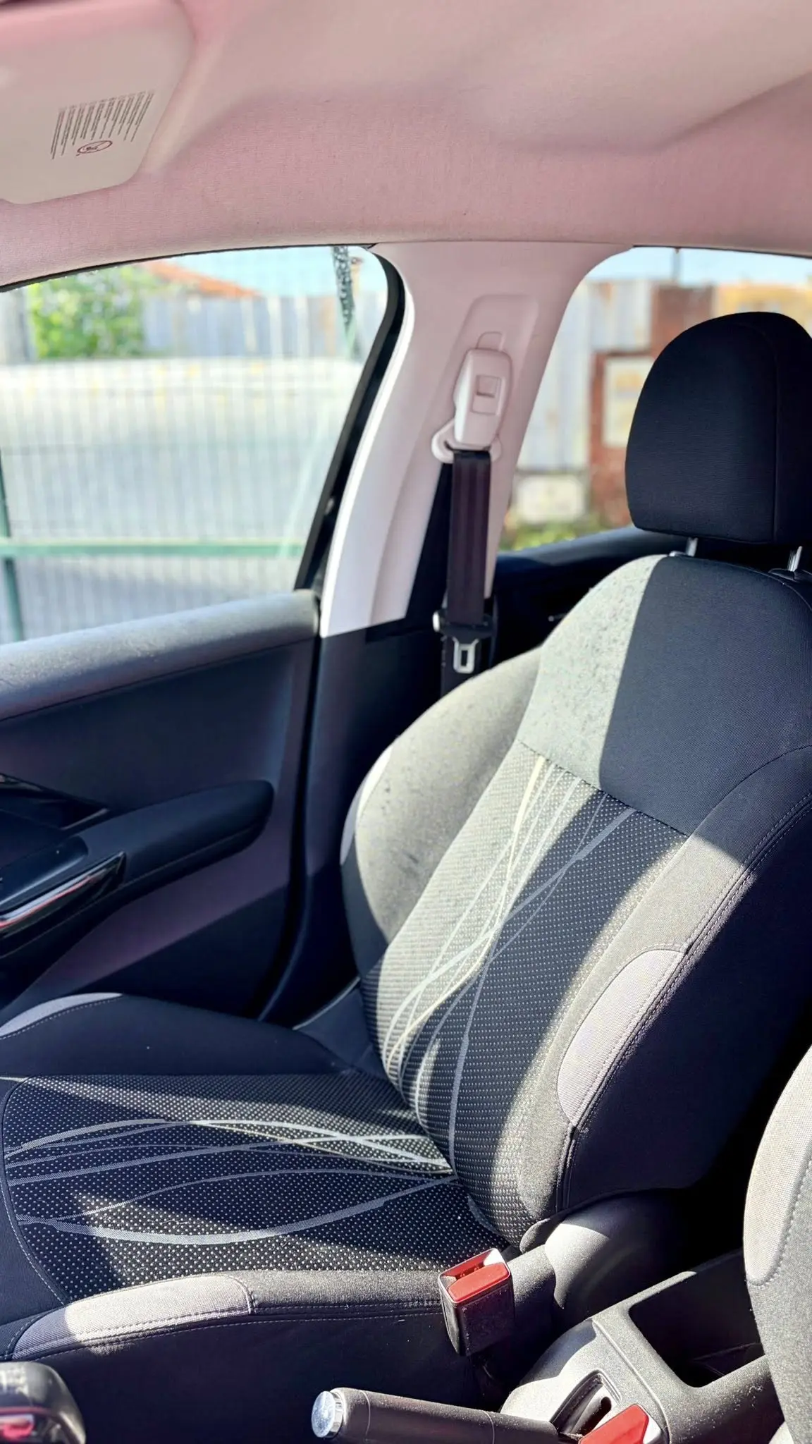 Peugeot 208 1.4 HDi 10