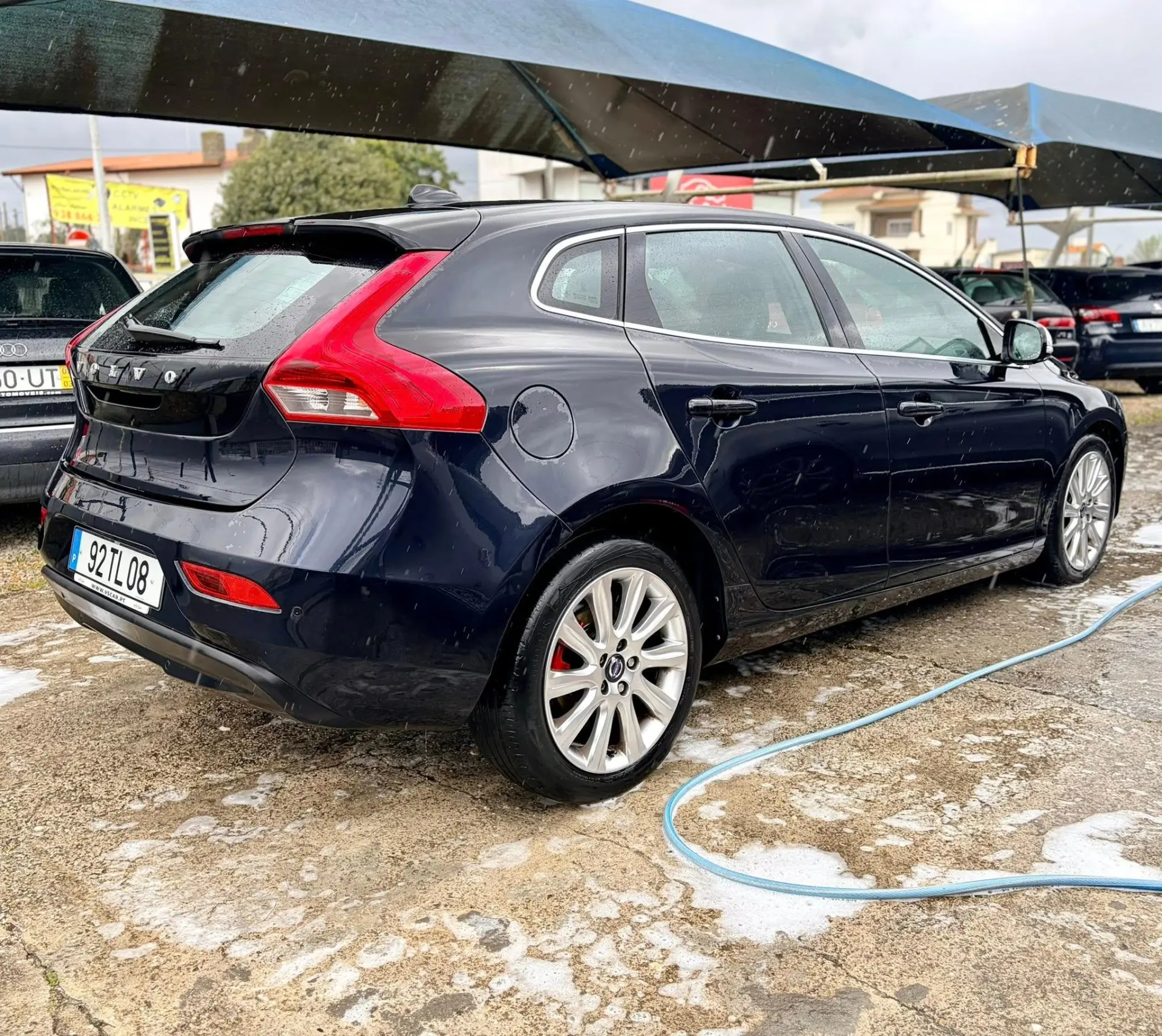 Volvo V40 D2 Momentum 13