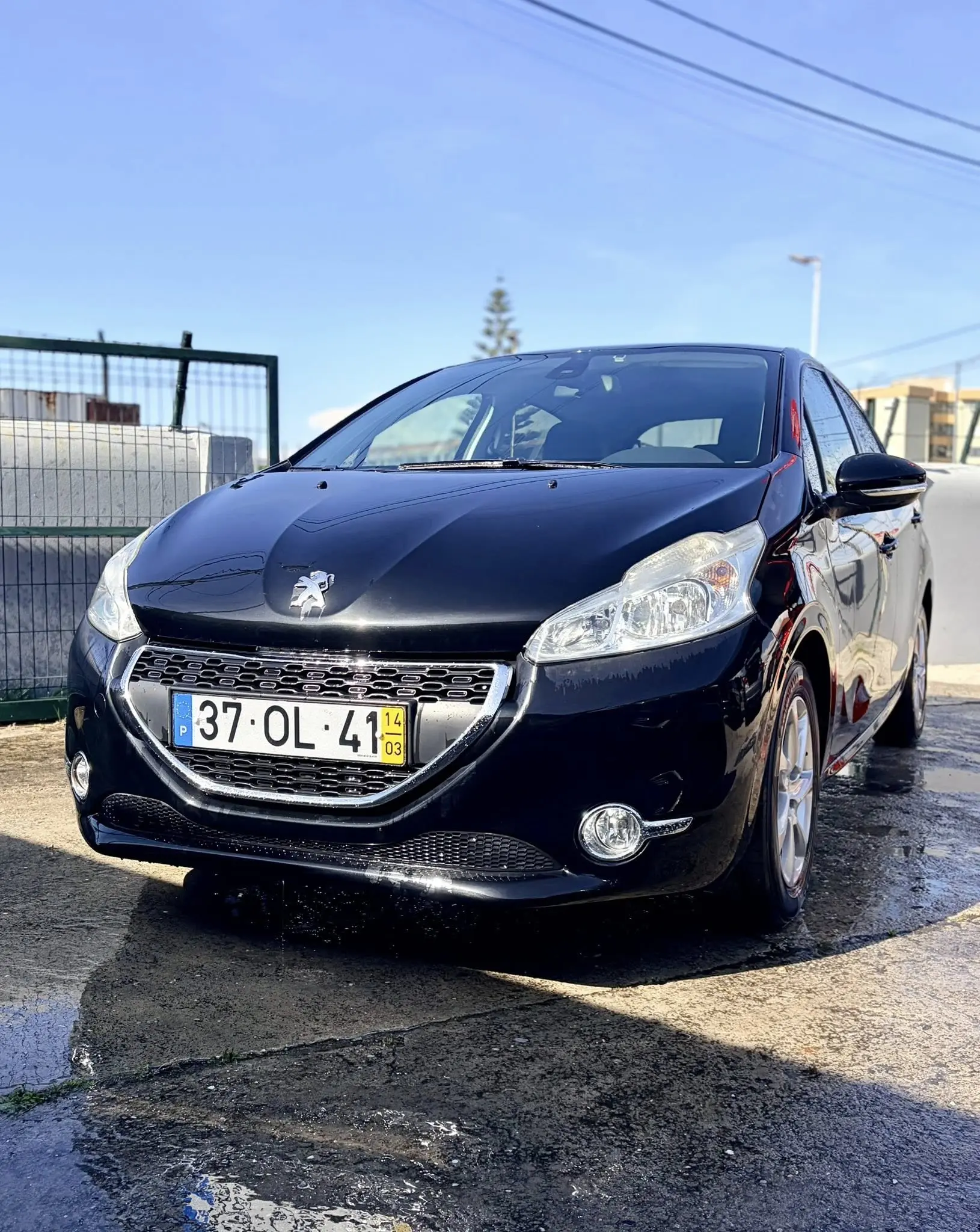Peugeot 208 1.4 HDi 9