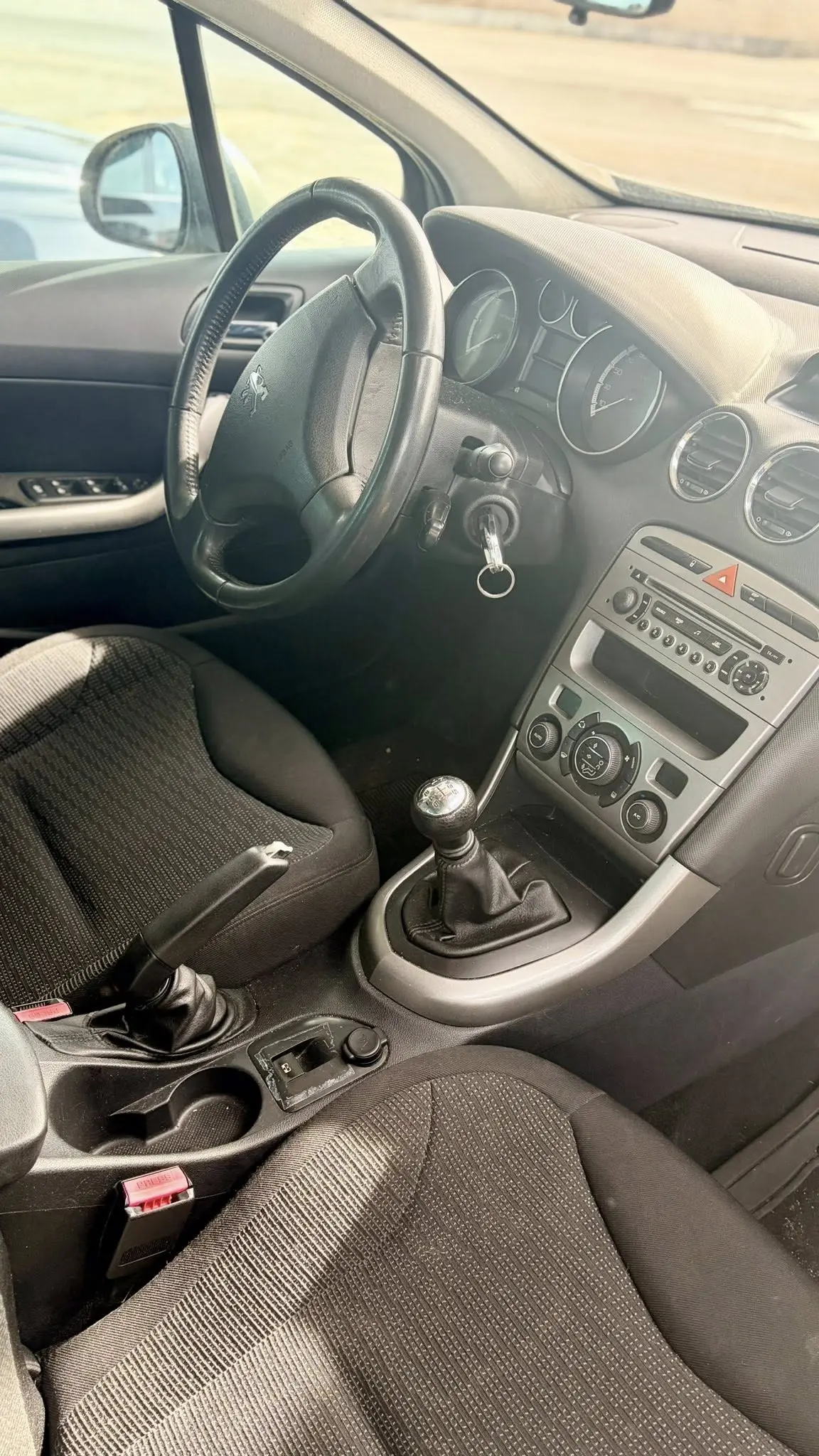 Peugeot 308 SW Outro 10