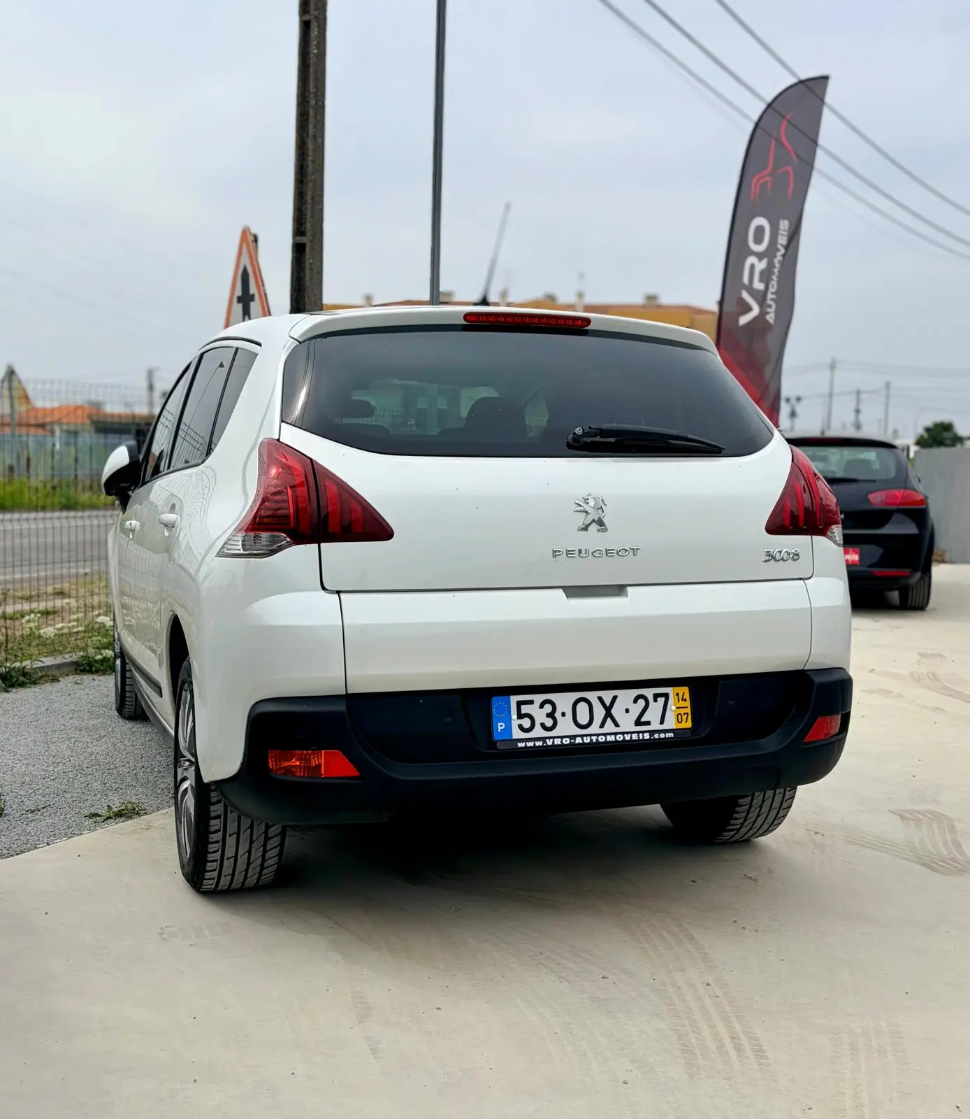 Peugeot 3008 Outro 16