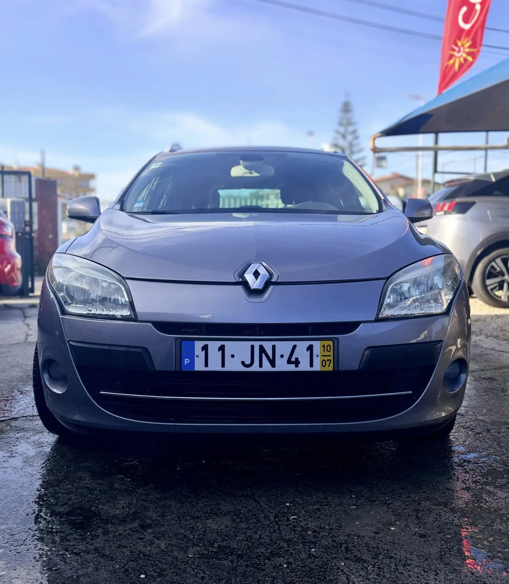 Renault Mégane Outro 1