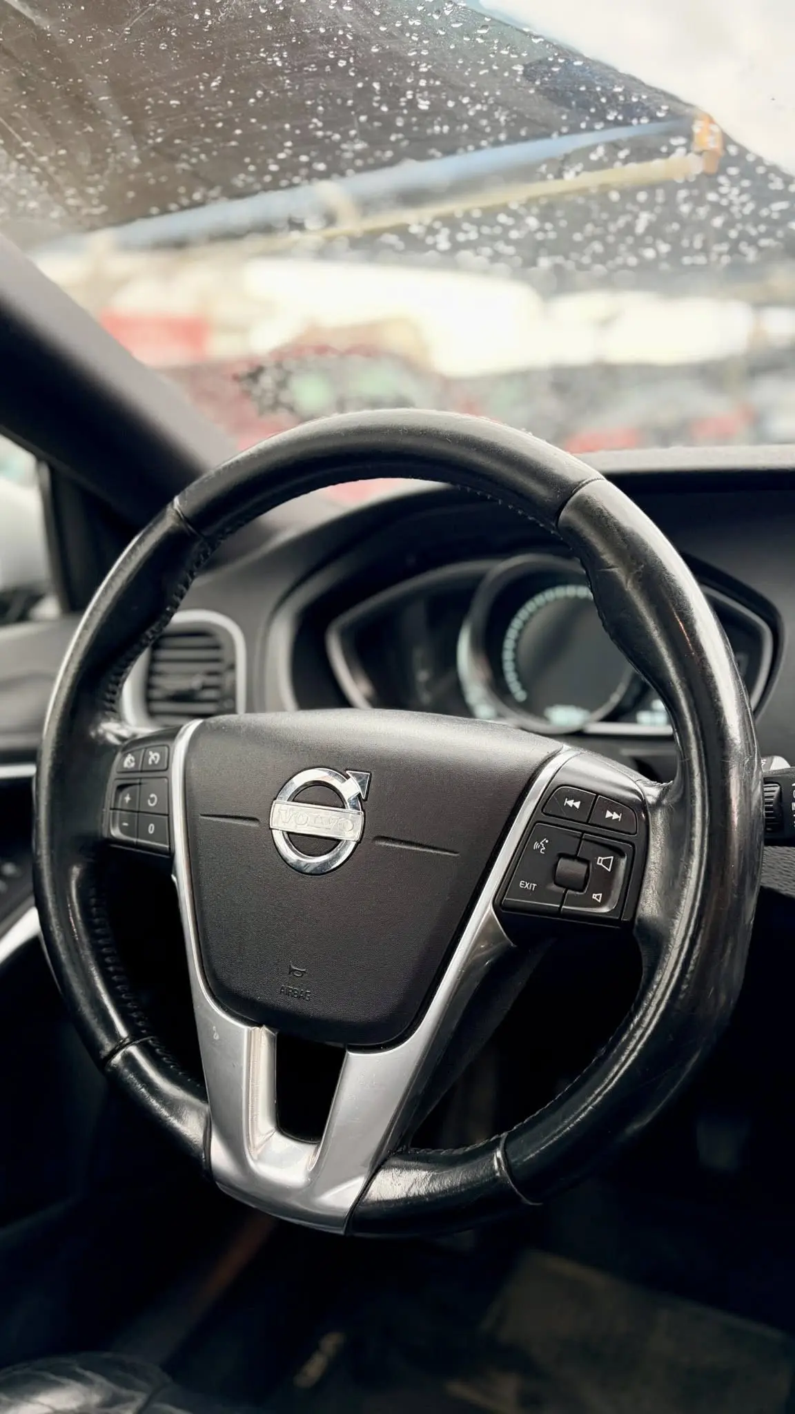 Volvo V40 D2 Momentum 3