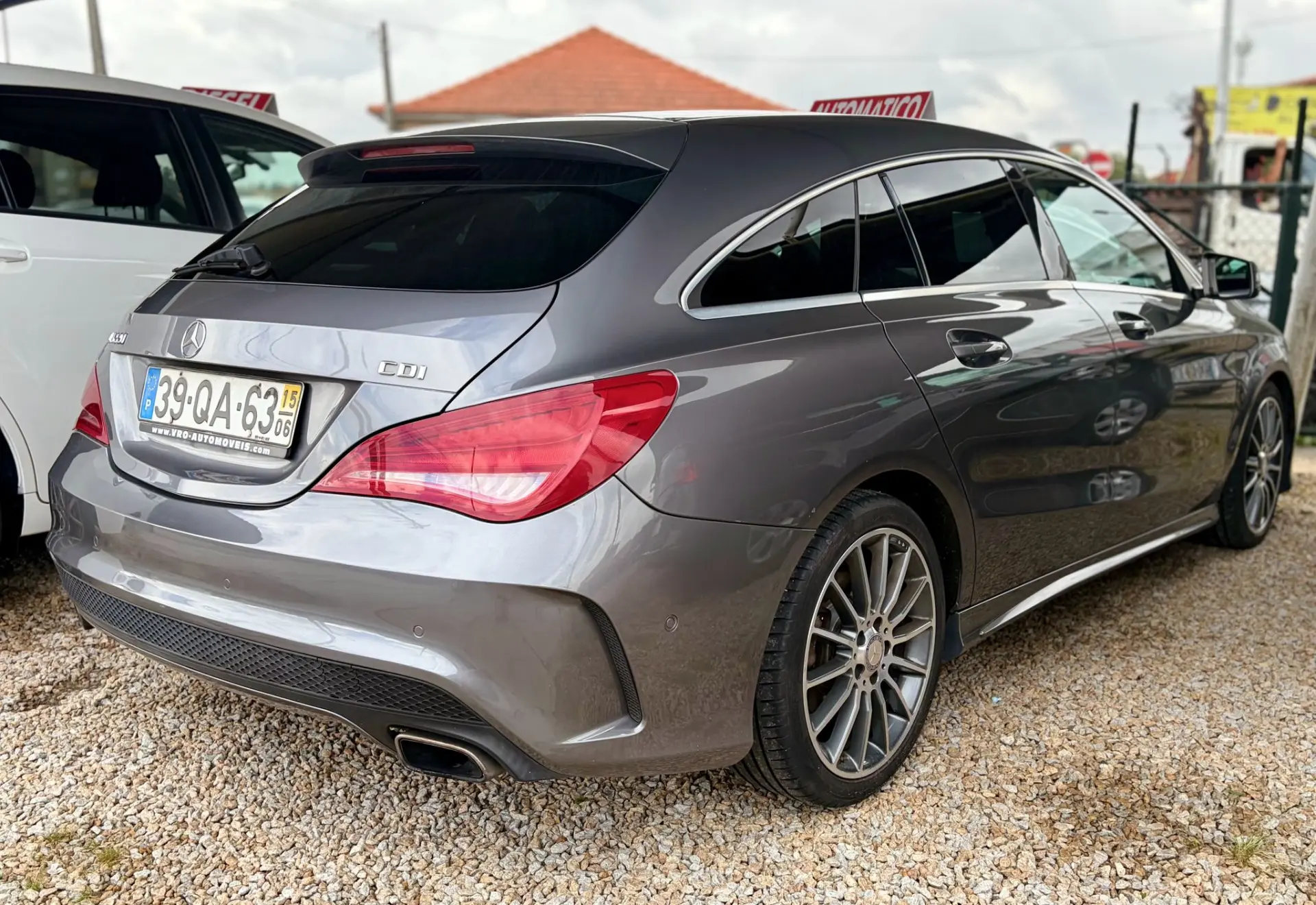 Mercedes-Benz CLA 220 d Shooting Brake AMG Line Aut. 14