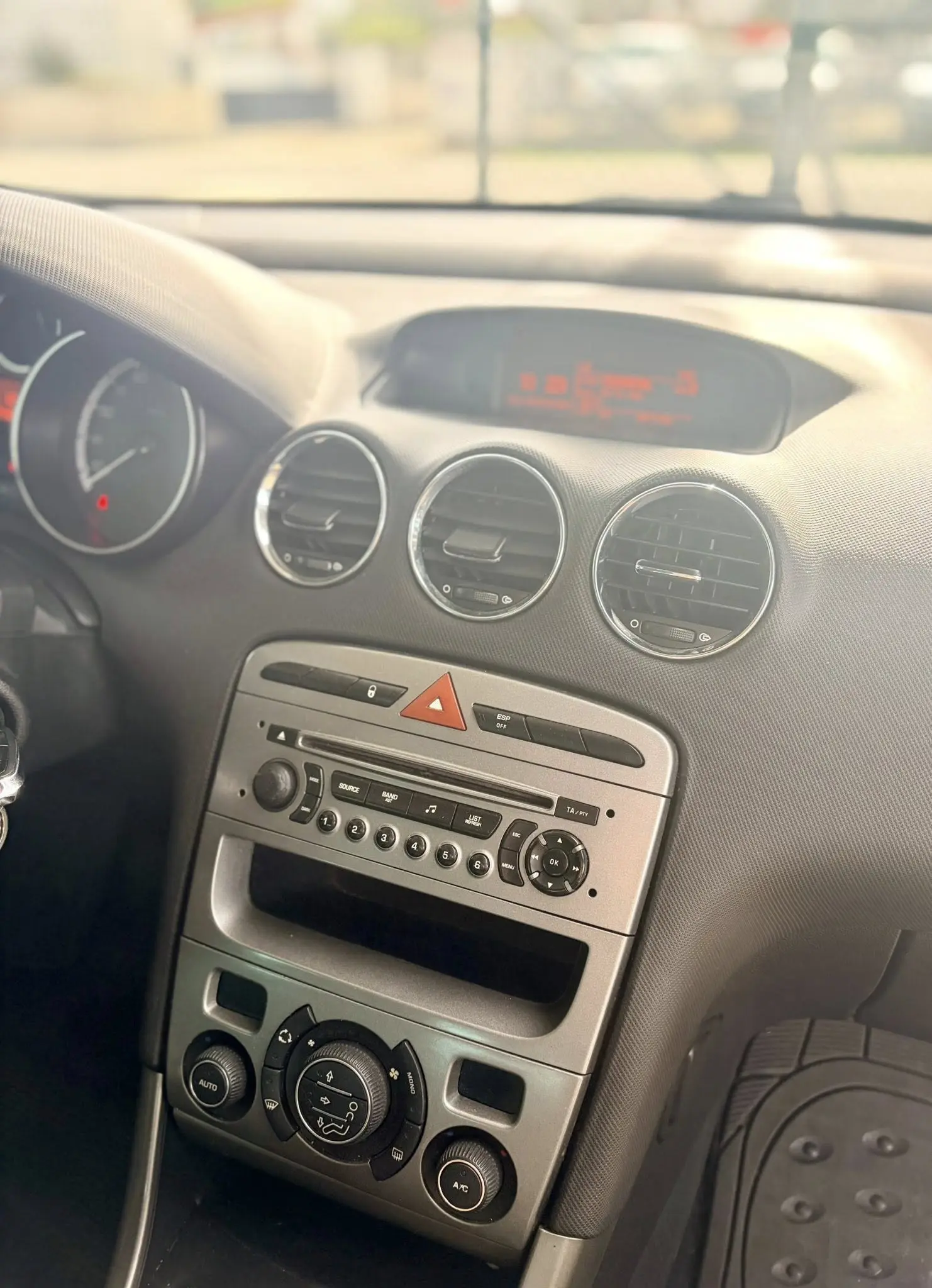 Peugeot 308 SW Outro 8
