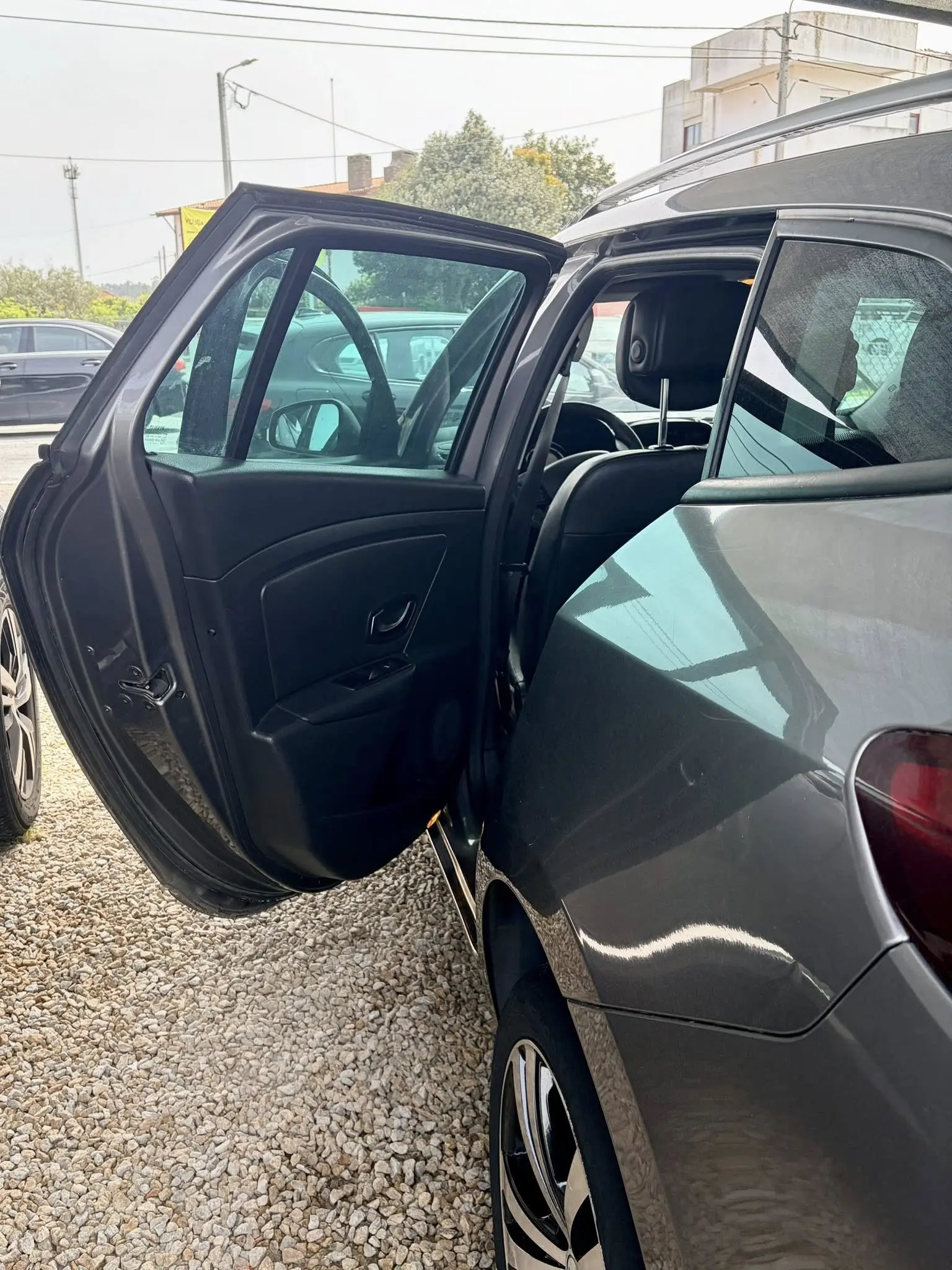 Renault Mégane Outro 7
