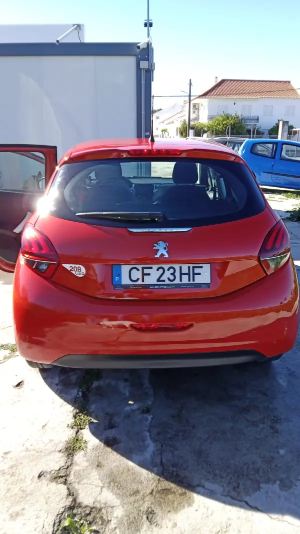 Peugeot 208 PureTech 82 Active 5