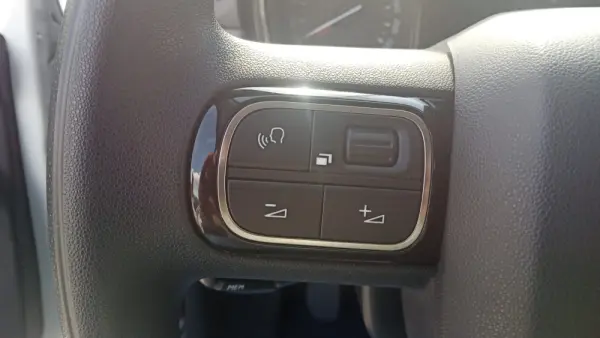 Citroen C3 1.2 PureTech Shine 11