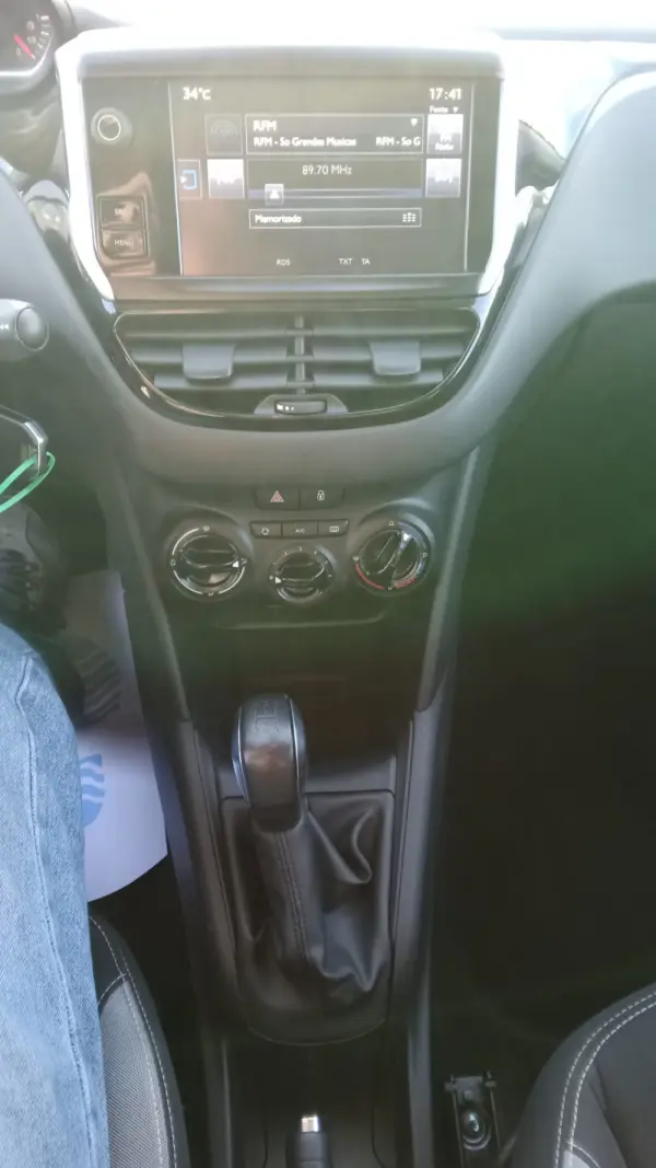 Peugeot 208 PureTech 82 Active 9