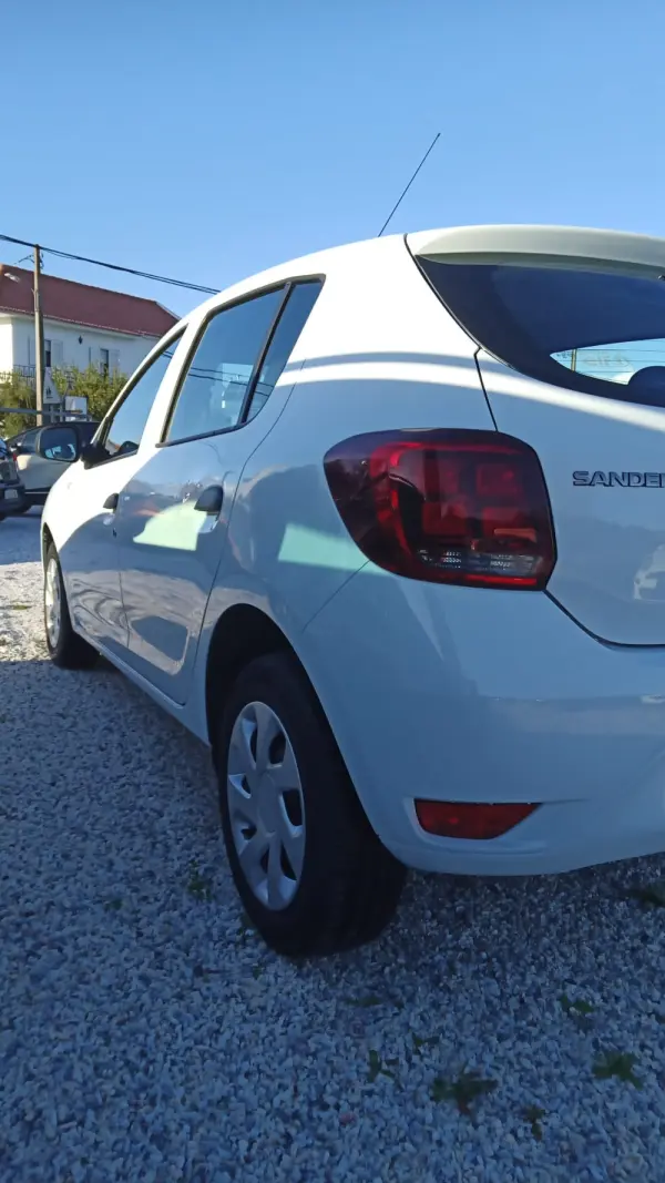 Dacia Sandero 1.0 SCe Comfort 6
