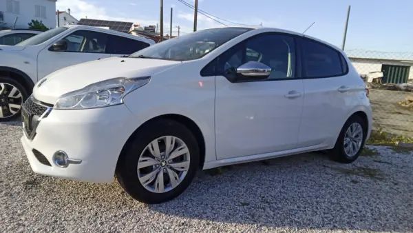 Peugeot 208 PureTech 82 Active 1