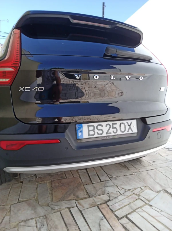 Volvo XC 40 Outro 2