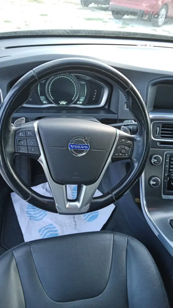 Volvo V60 2.0 D4 Summum Geartronic 6