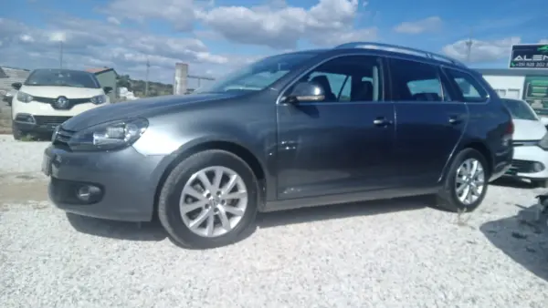 Volkswagen Golf Variant 1.6 TDi Confortline 8