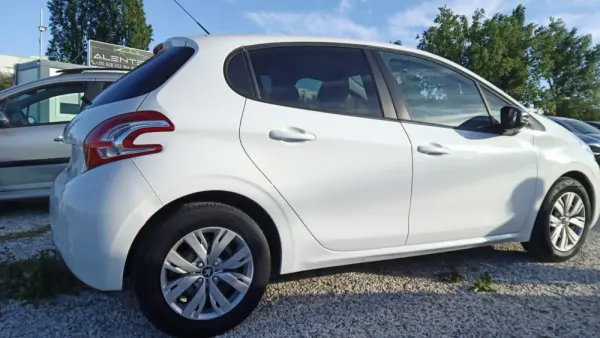 Peugeot 208 PureTech 82 Active 3