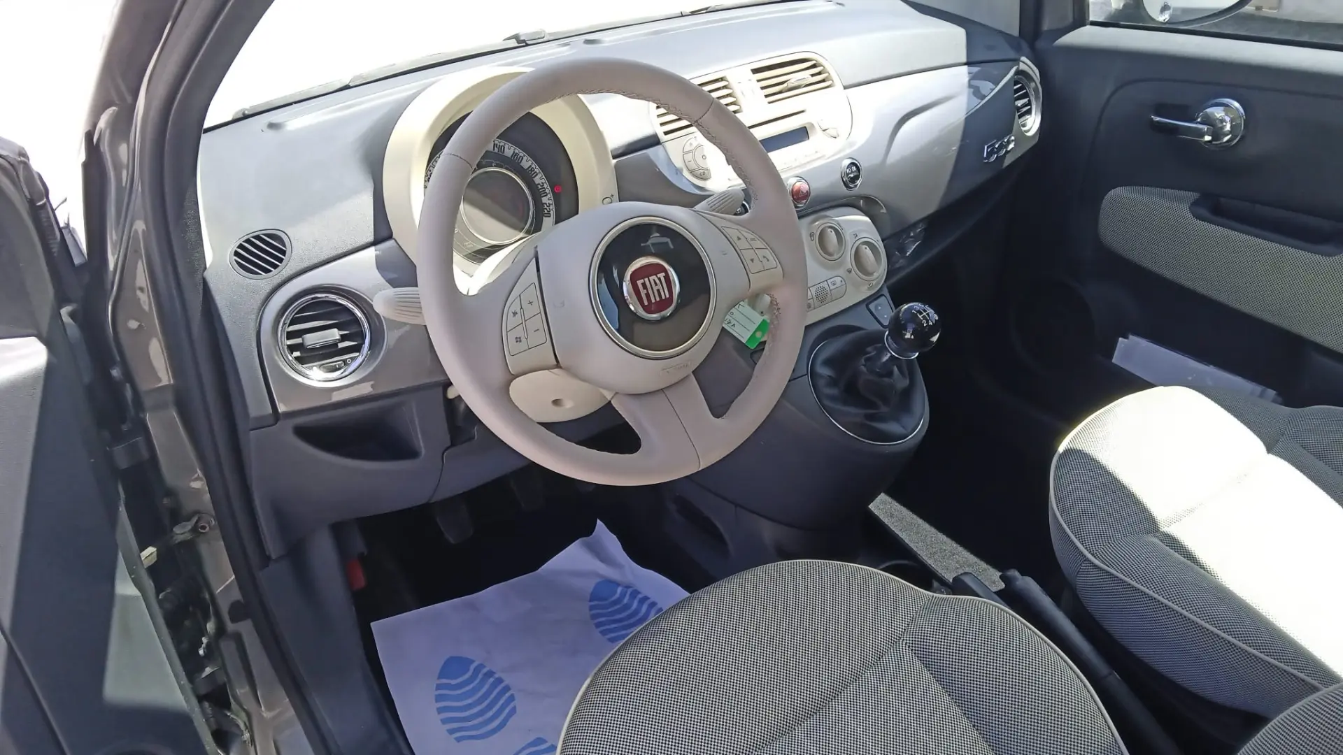 Fiat 500 1.2 Lounge Start&Stop 10