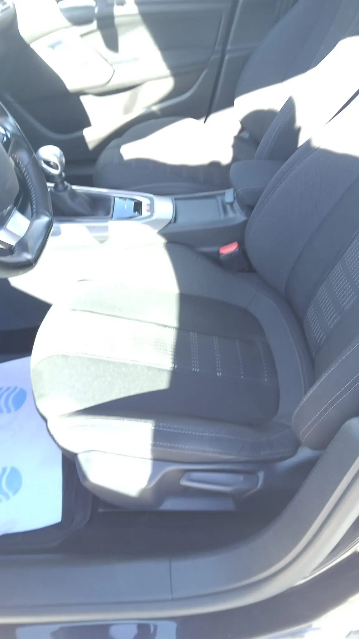 Peugeot 308 1.6 BlueHDi Allure 17