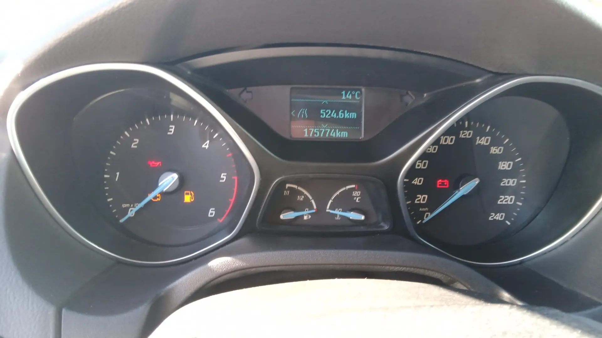 Ford Focus 1.6 TDCi Titanium 10