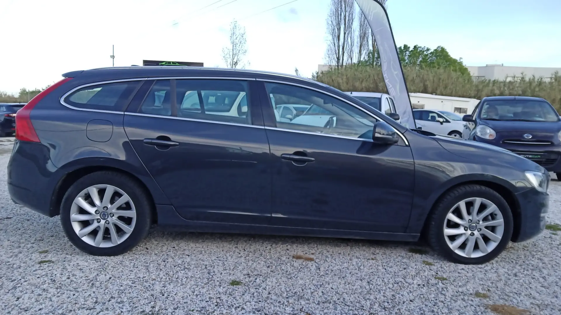 Volvo V60 2.0 D4 Summum Geartronic 2