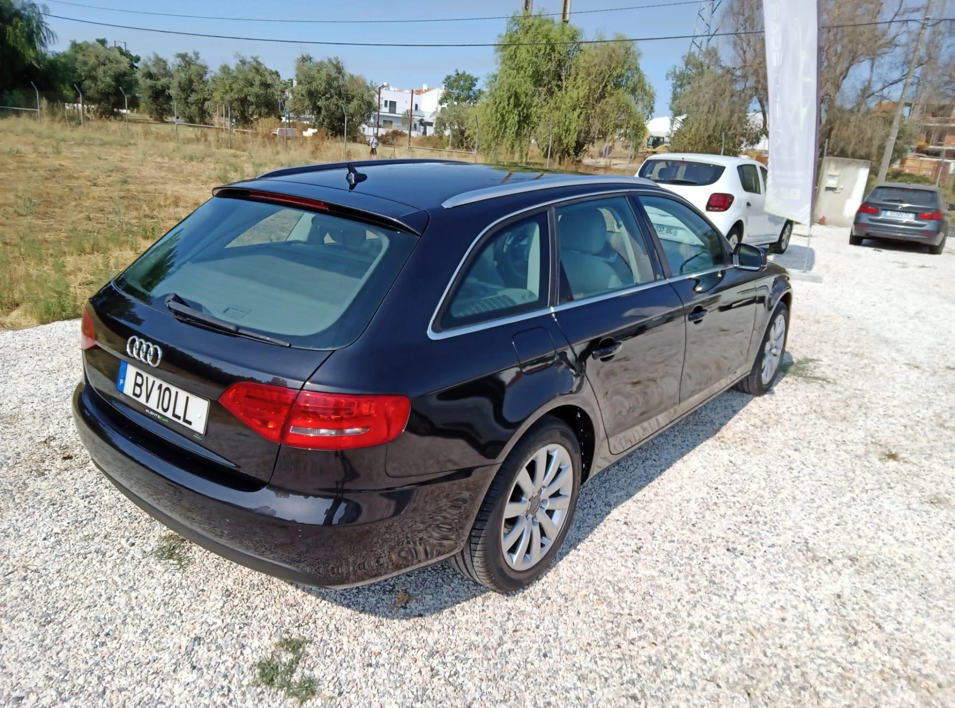 Audi A4 Avant 2.0 TDI exclusive 4