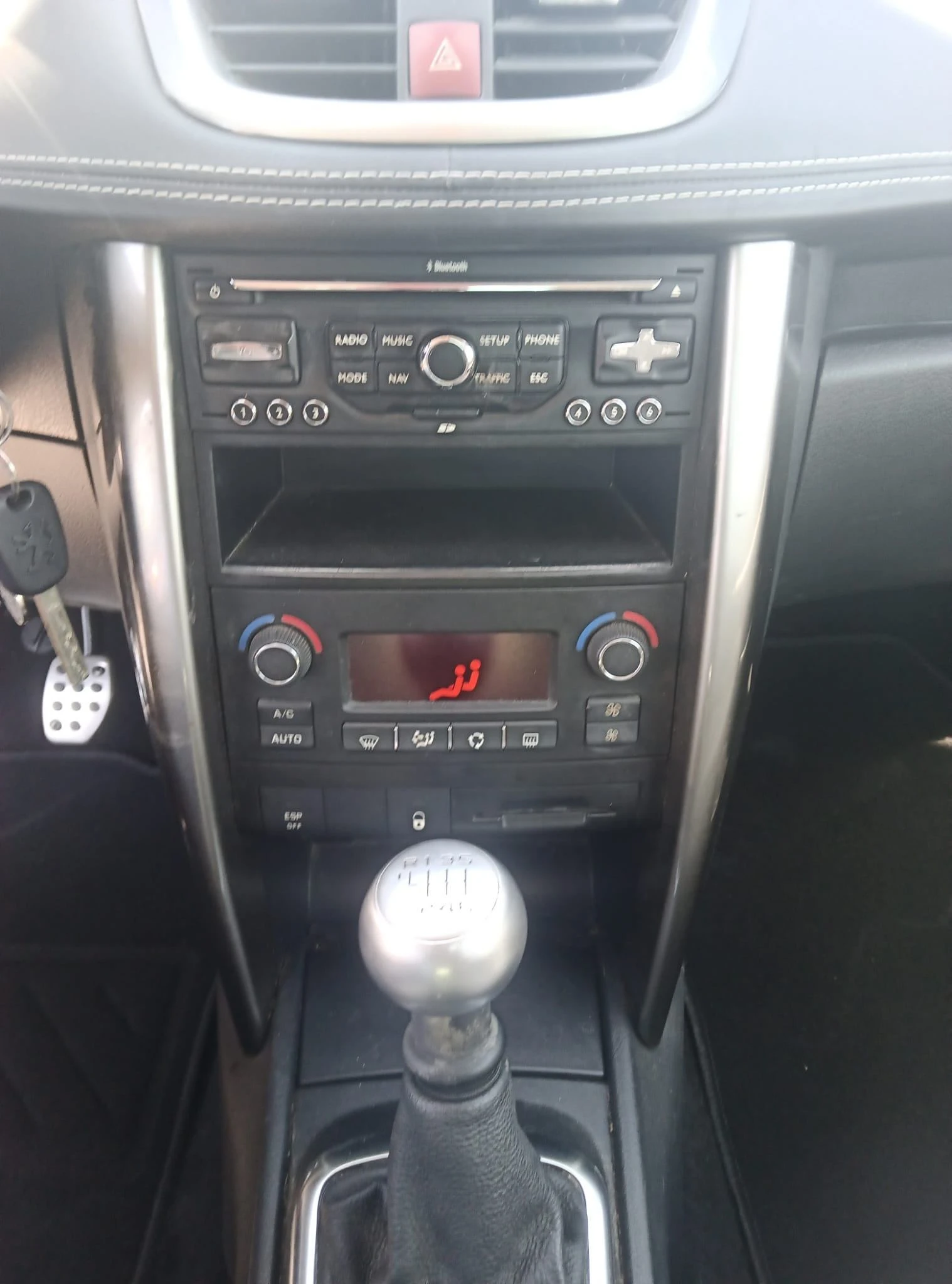 Peugeot 207 CC 1.6 HDi Sport FAP 11