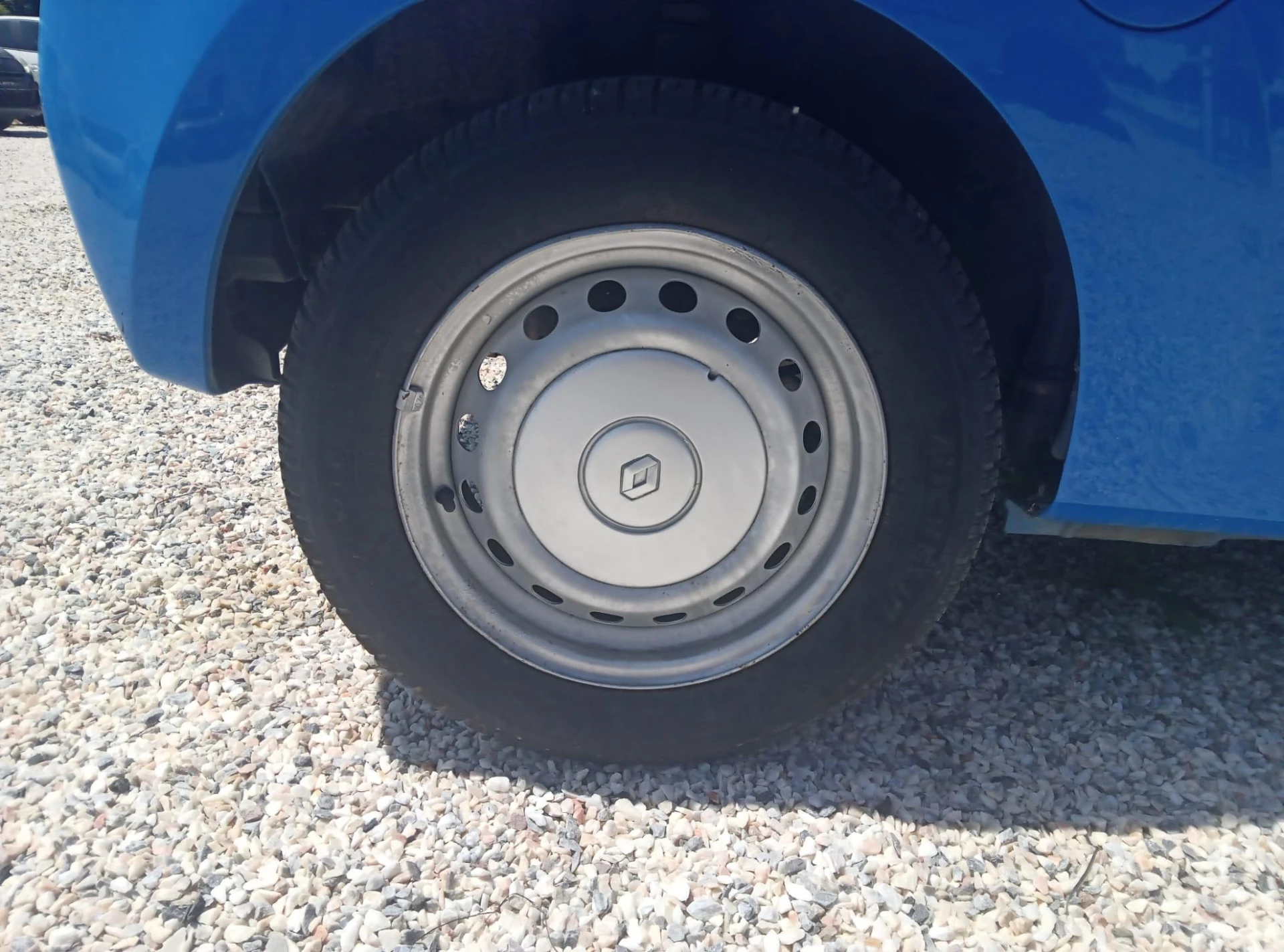 Renault Twingo 1.5 dCi Initiale 5