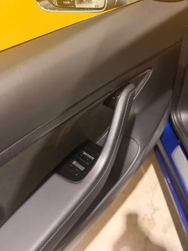 Tesla Model 3 Standard RWD 18