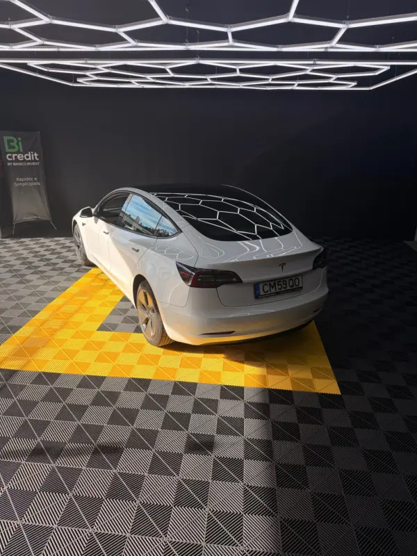 Tesla Model 3 Standard Range Plus RWD 7
