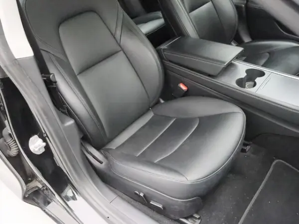 Tesla Model 3 Standard Range Plus RWD 13
