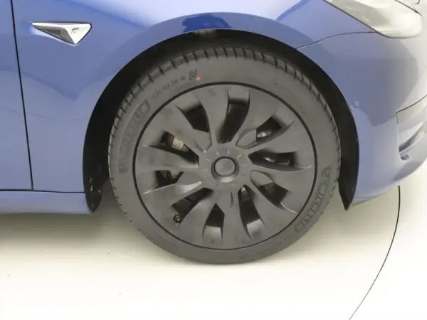 Tesla Model 3 Standard RWD 40