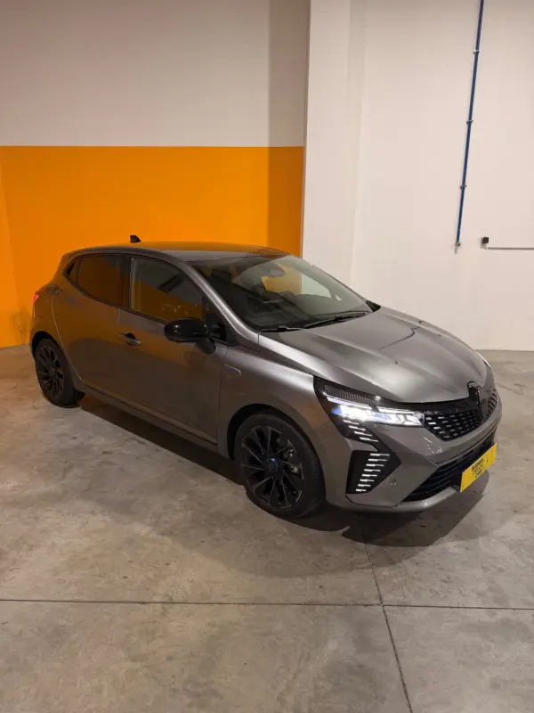 Renault Clio 1.6 E-Tech Full Hybrid Esprit Alpine 6