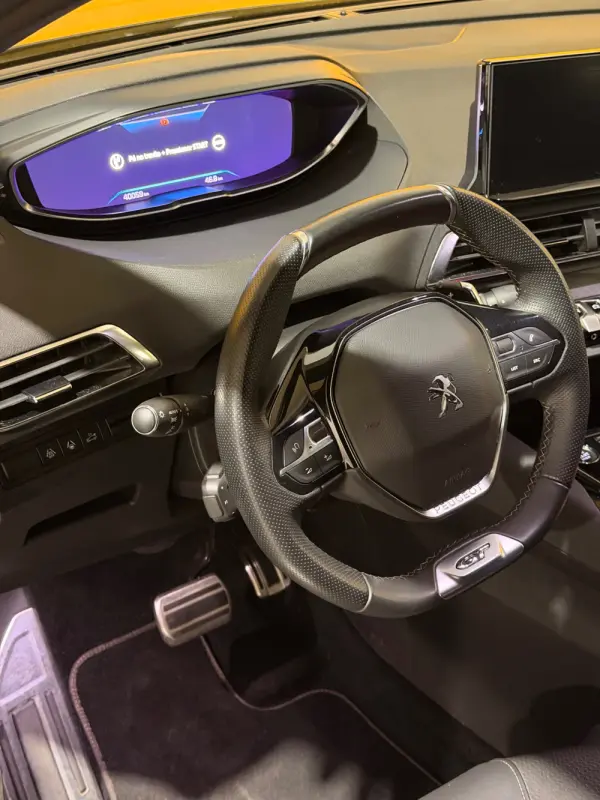 Peugeot 5008 BlueHDI 130 EAT8 GT 21