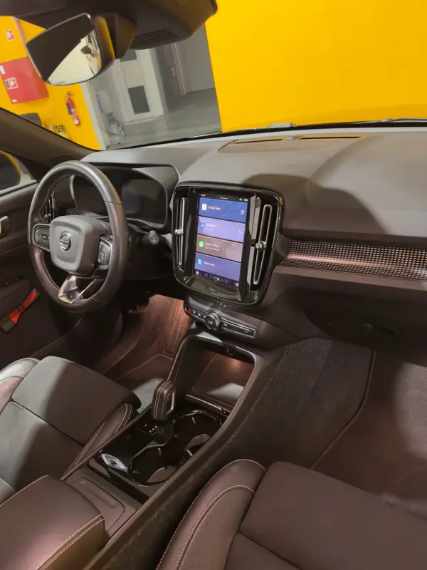 Volvo XC 40 P8 AWD Recharge RDesign 16