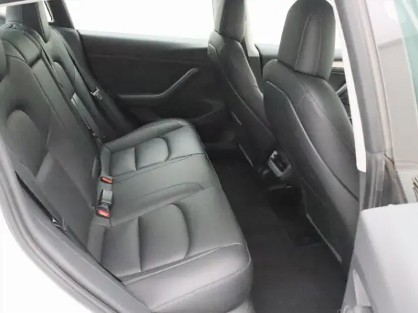 Tesla Model 3 Standard Range Plus RWD 15