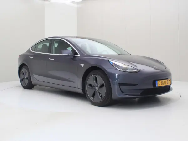 Tesla Model 3 Standard Range Plus RWD 19
