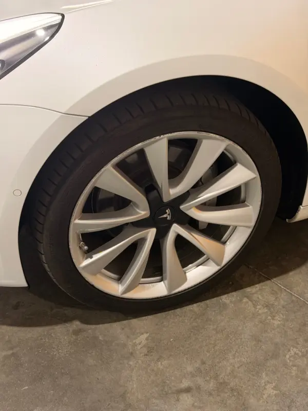 Tesla Model 3 Standard Range Plus RWD 7
