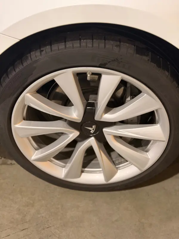 Tesla Model 3 Standard Range Plus RWD 10