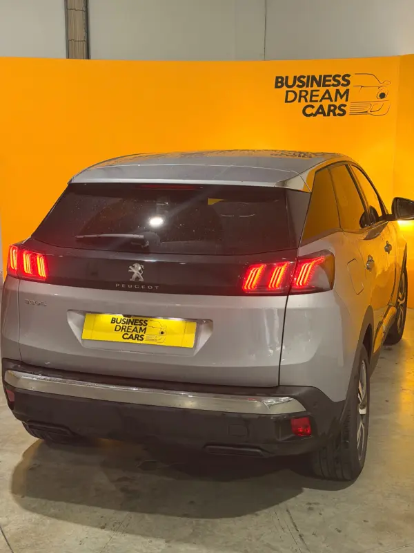 Peugeot 3008 1.5 BlueHDi Allure Pack EAT8 14